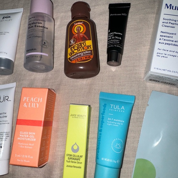 Makeup bundle - Picture 4 of 5